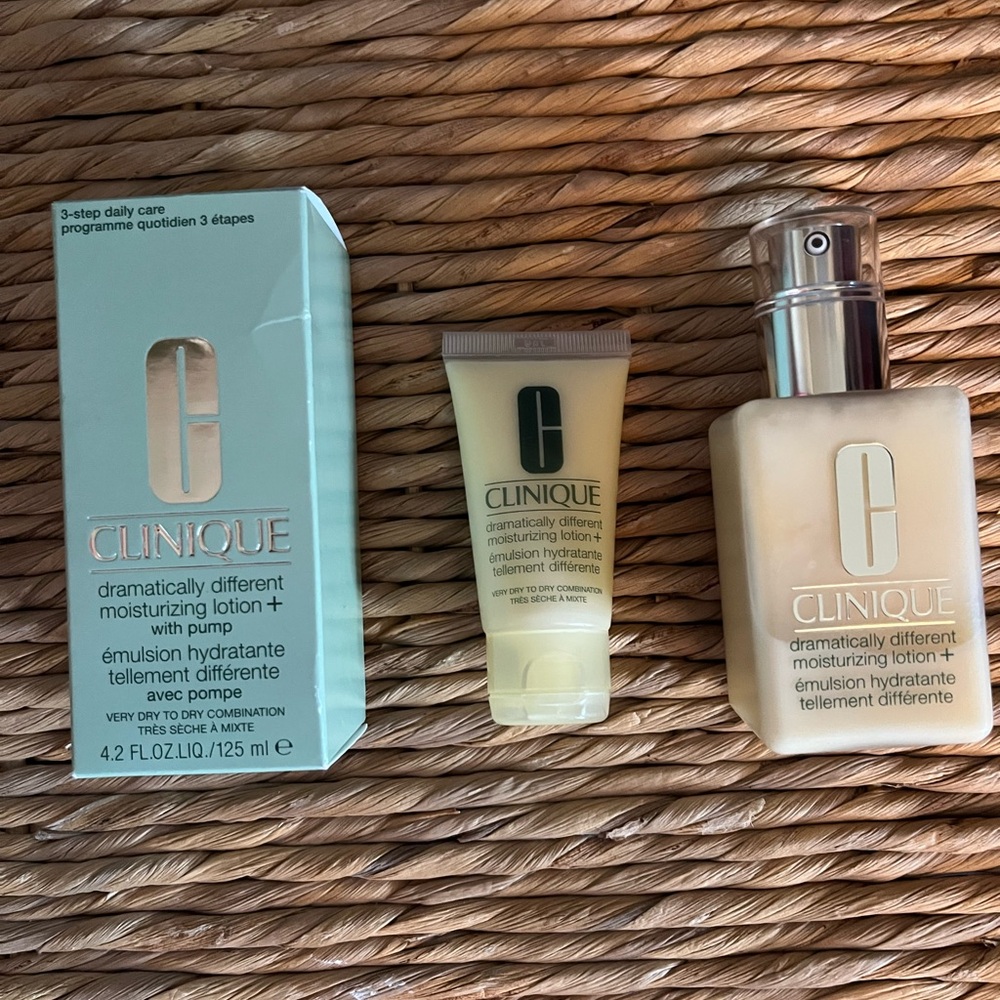 Two Full Size +Travel Size Clinique Dramatically Different Moisturizing Lotion